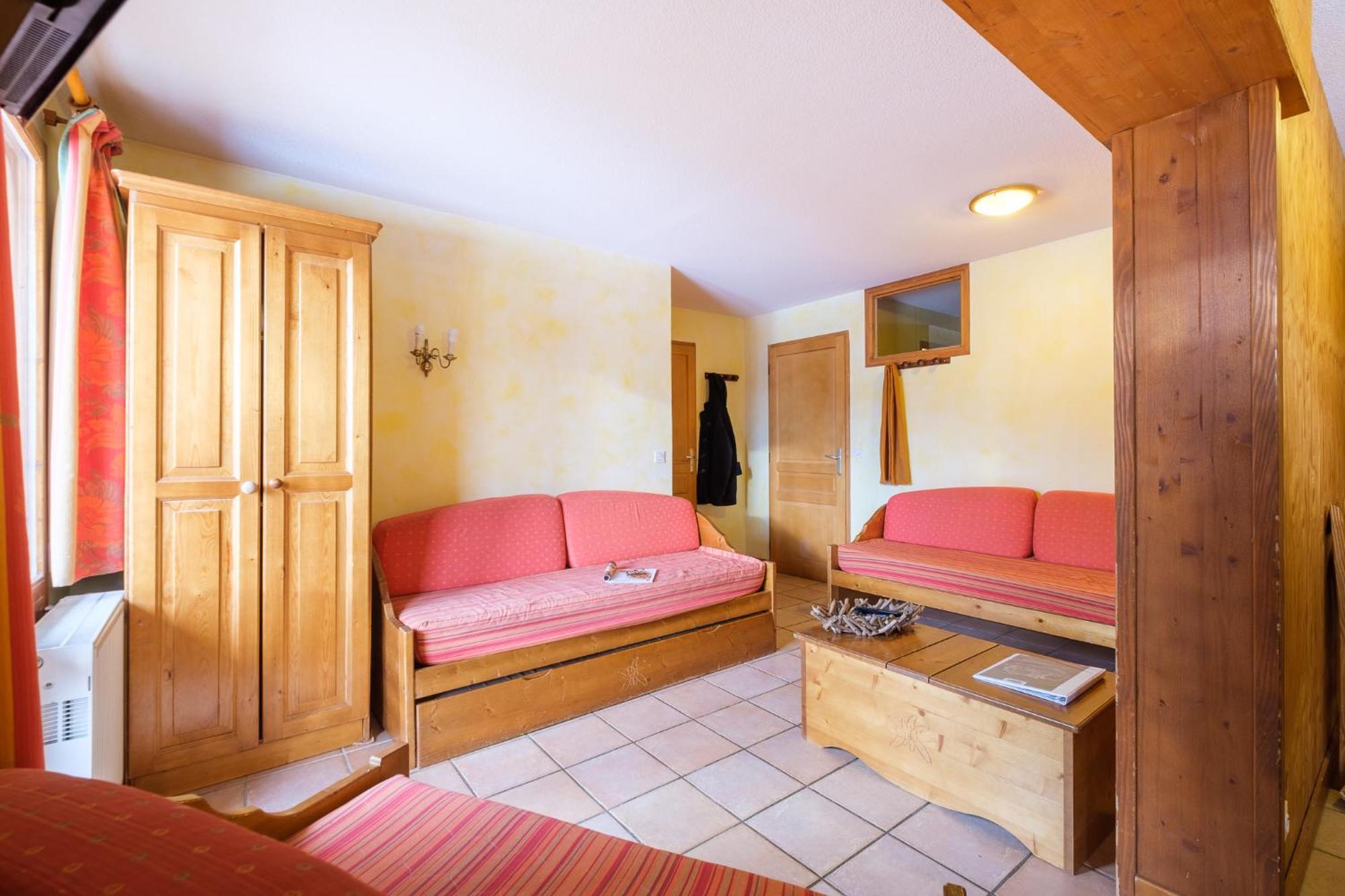 Residence Les Balcons De Val Cenis Le Haut Ланлевіллар Екстер'єр фото